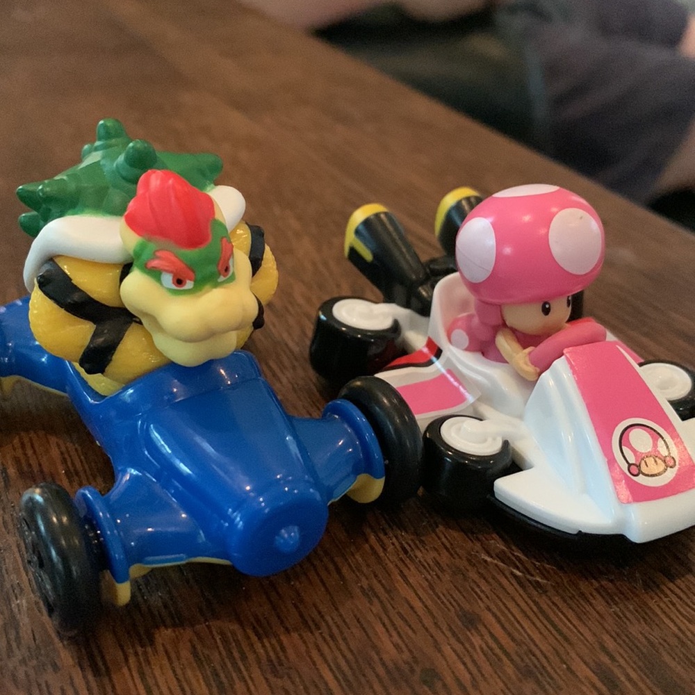 Nintendo set of 2 Toadette Bowser racecar McDonald’s toy Super Mario collectible